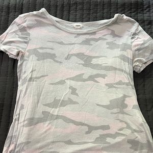 CAMO T-SHIRT - GARAGE SIZE SMALL